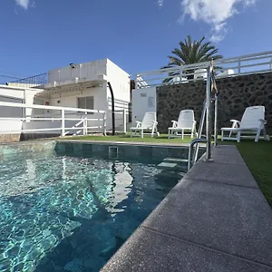 Cecilia Сasa de vacaciones